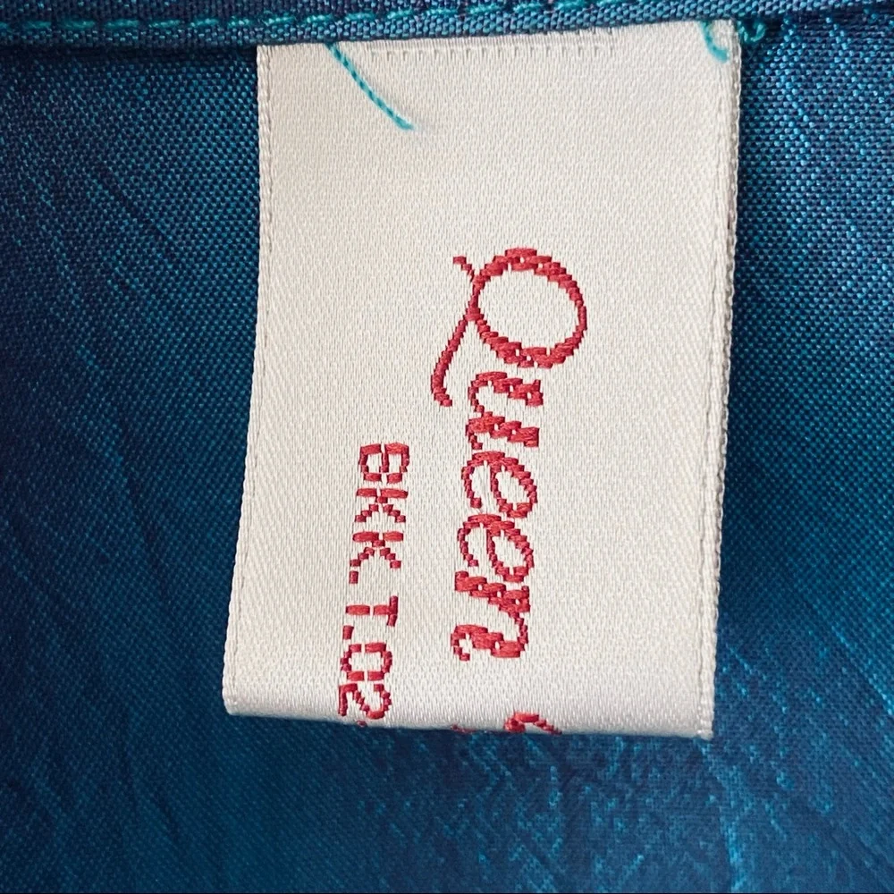 Queen Thai silk wrap front formal wear. Blue Medium - Picture 2 of 5